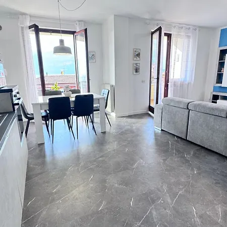 Apartamento Azzurra Beths House Brenzone sul Garda