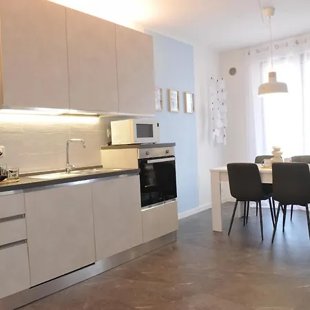 Azzurra Beths House Brenzone sul Garda