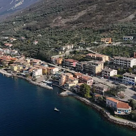 Azzurra Beths House *