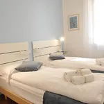 Lejlighed Azzurra Beths House