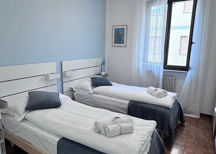 아파트 Azzurra Beths House