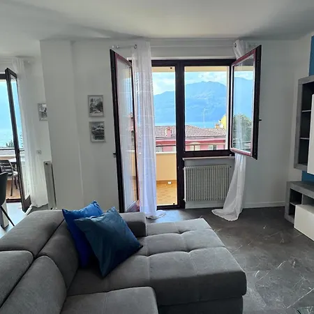 公寓 Azzurra Beths House *